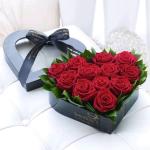 12 Red roses flower box