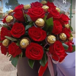 Extravagant Rose Box