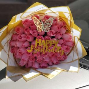 Pink roses bouquet